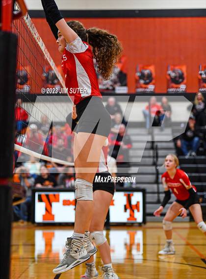 Thumbnail 1 in Wimberley vs El Campo (UIL 4A Region IV Area Playoff) photogallery.