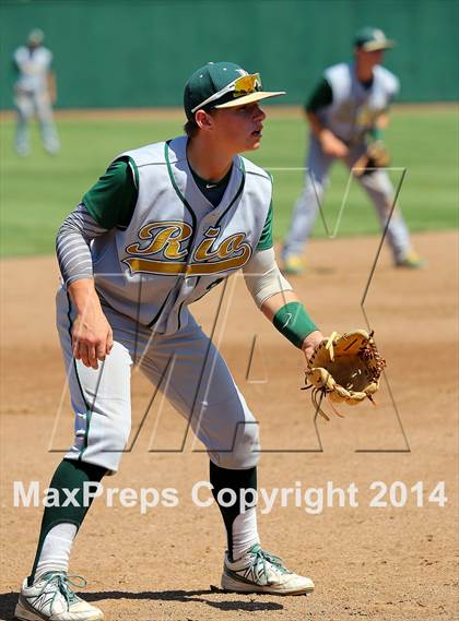 Thumbnail 2 in Rio Americano vs Christian Brothers (Boras Classic - North Bracket) photogallery.