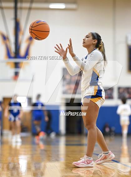 Thumbnail 3 in Vernon Hills @ Warren Township photogallery.