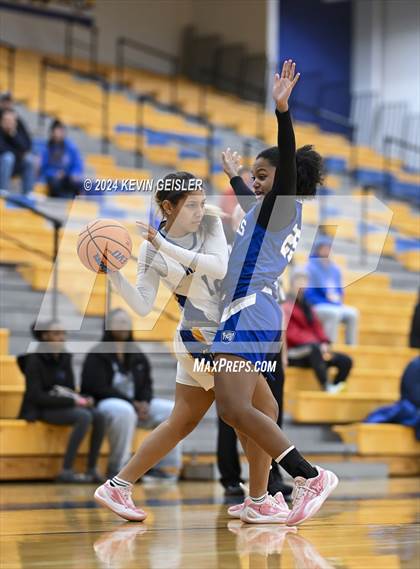 Thumbnail 1 in Vernon Hills @ Warren Township photogallery.