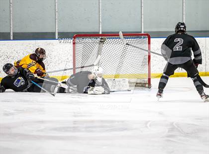 Thumbnail 3 in Cheverus/Yarmouth @ Cape Elizabeth photogallery.