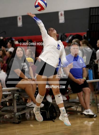 Thumbnail 2 in Rincon/University vs. Mesquite (Lancer Invitational) photogallery.