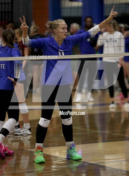 Thumbnail 1 in Rincon/University vs. Mesquite (Lancer Invitational) photogallery.