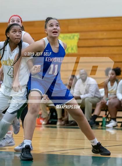 Thumbnail 3 in Kempsville @ Great Bridge photogallery.