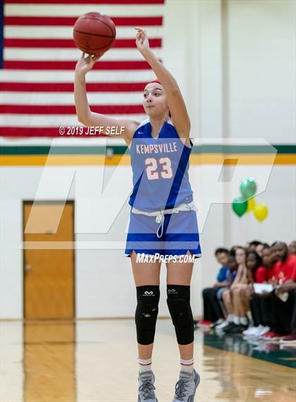 Thumbnail 3 in Kempsville @ Great Bridge photogallery.