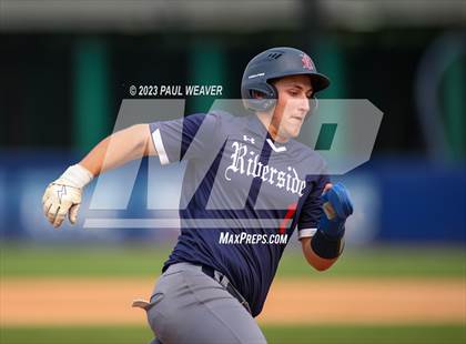 Thumbnail 2 in Riverside vs Hughesville (PIAA Class AAA First Round) photogallery.