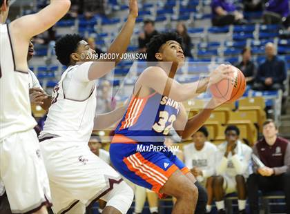 Thumbnail 3 in De La Salle @ St. Louis Catholic (LHSAA 3A Marsh Madness Final) photogallery.