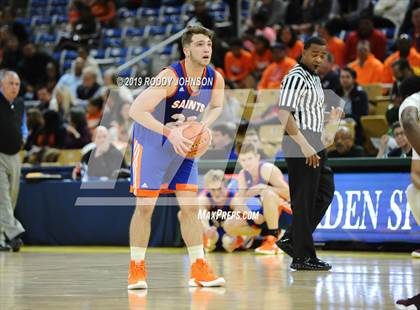 Thumbnail 3 in De La Salle @ St. Louis Catholic (LHSAA 3A Marsh Madness Final) photogallery.