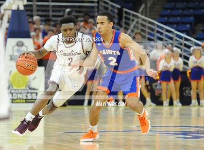 Thumbnail 3 in De La Salle @ St. Louis Catholic (LHSAA 3A Marsh Madness Final) photogallery.