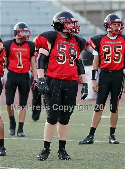 Thumbnail 1 in Village Christian vs. Fillmore photogallery.