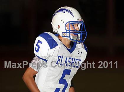 Thumbnail 2 in Village Christian vs. Fillmore photogallery.