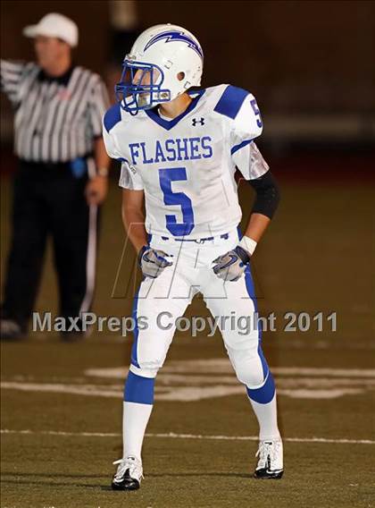 Thumbnail 1 in Village Christian vs. Fillmore photogallery.