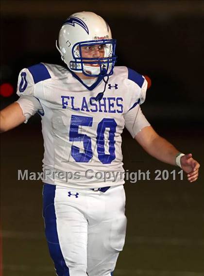 Thumbnail 2 in Village Christian vs. Fillmore photogallery.