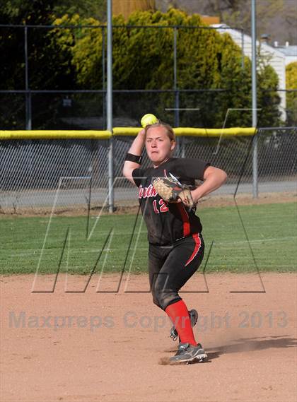 Thumbnail 3 in North @ Tehachapi photogallery.