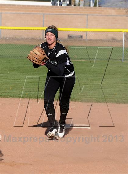 Thumbnail 1 in North @ Tehachapi photogallery.
