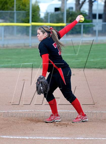 Thumbnail 3 in North @ Tehachapi photogallery.