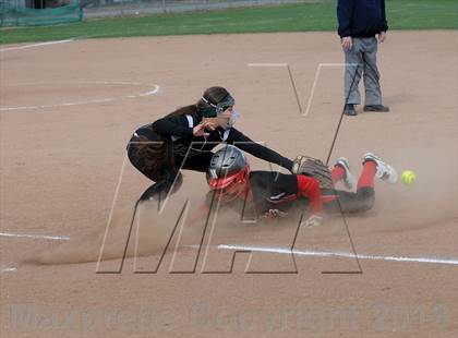 Thumbnail 1 in North @ Tehachapi photogallery.