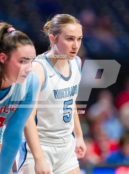 Thumbnail 2 in Charlotte Catholic vs Watauga (NCHSAA 4A Regional Final) photogallery.