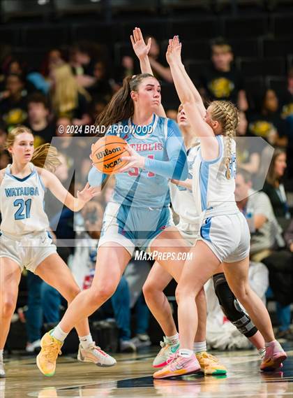 Thumbnail 2 in Charlotte Catholic vs Watauga (NCHSAA 4A Regional Final) photogallery.