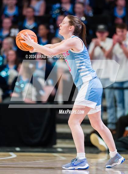 Thumbnail 2 in Charlotte Catholic vs Watauga (NCHSAA 4A Regional Final) photogallery.