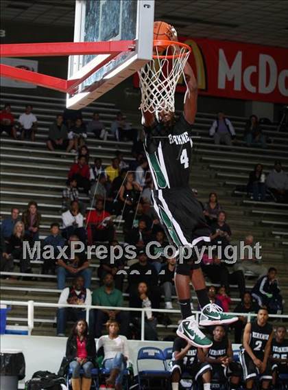 Thumbnail 2 in North Crowley vs. Berkner (McDonald's Texas Invitational) photogallery.