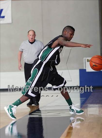 Thumbnail 1 in North Crowley vs. Berkner (McDonald's Texas Invitational) photogallery.