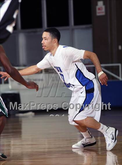 Thumbnail 1 in North Crowley vs. Berkner (McDonald's Texas Invitational) photogallery.