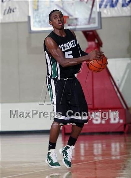 Thumbnail 1 in North Crowley vs. Berkner (McDonald's Texas Invitational) photogallery.