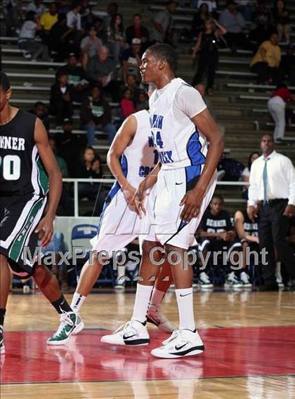 Thumbnail 3 in North Crowley vs. Berkner (McDonald's Texas Invitational) photogallery.