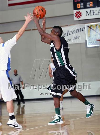 Thumbnail 3 in North Crowley vs. Berkner (McDonald's Texas Invitational) photogallery.