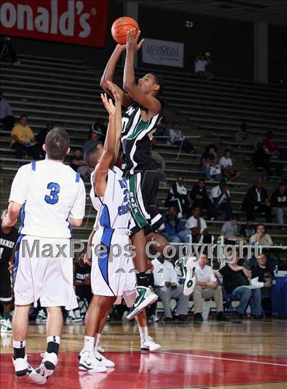 Thumbnail 3 in North Crowley vs. Berkner (McDonald's Texas Invitational) photogallery.