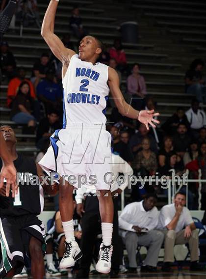 Thumbnail 1 in North Crowley vs. Berkner (McDonald's Texas Invitational) photogallery.