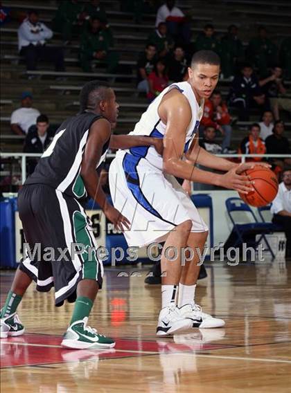 Thumbnail 2 in North Crowley vs. Berkner (McDonald's Texas Invitational) photogallery.