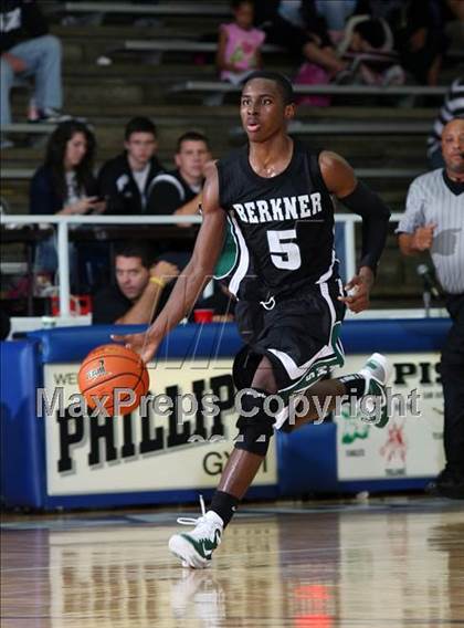 Thumbnail 3 in North Crowley vs. Berkner (McDonald's Texas Invitational) photogallery.