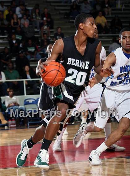 Thumbnail 1 in North Crowley vs. Berkner (McDonald's Texas Invitational) photogallery.