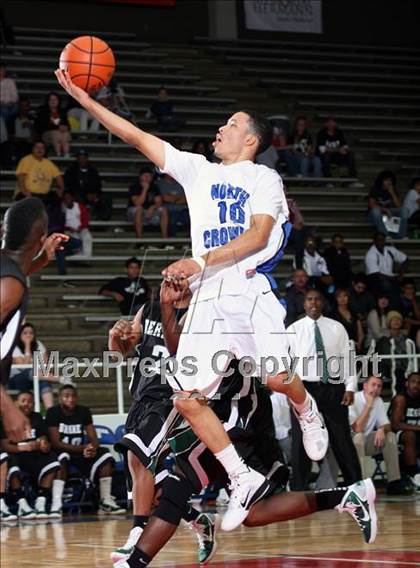 Thumbnail 2 in North Crowley vs. Berkner (McDonald's Texas Invitational) photogallery.