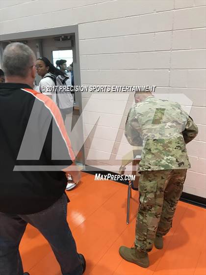 Thumbnail 2 in Monacan TOC Ceremony photogallery.