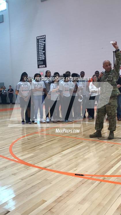 Thumbnail 2 in Monacan TOC Ceremony photogallery.