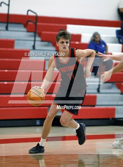 Thumbnail 1 in Glendora vs. San Clemente photogallery.