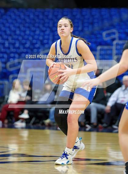 Thumbnail 3 in Nazareth vs. Saltillo (UIL 1A Basketball Division II Final) photogallery.