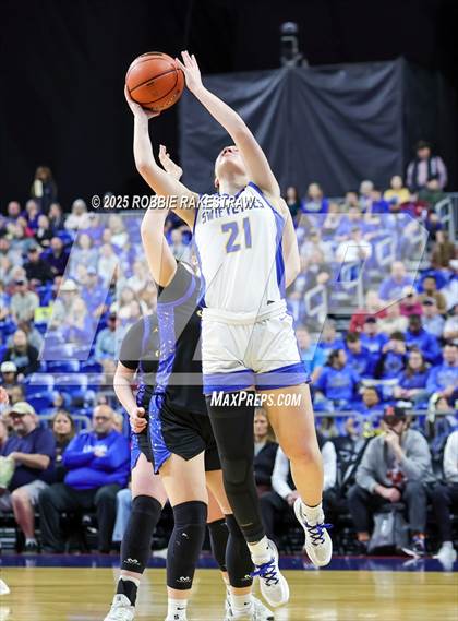 Thumbnail 3 in Nazareth vs. Saltillo (UIL 1A Basketball Division II Final) photogallery.