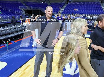 Thumbnail 3 in Nazareth vs. Saltillo (UIL 1A Basketball Division II Final) photogallery.