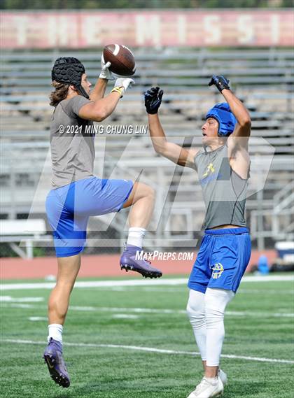 Thumbnail 2 in South County 26th Passing and Lineman Tournament photogallery.