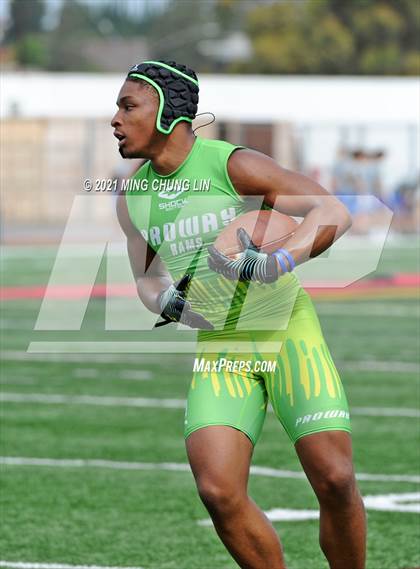 Thumbnail 3 in South County 26th Passing and Lineman Tournament photogallery.