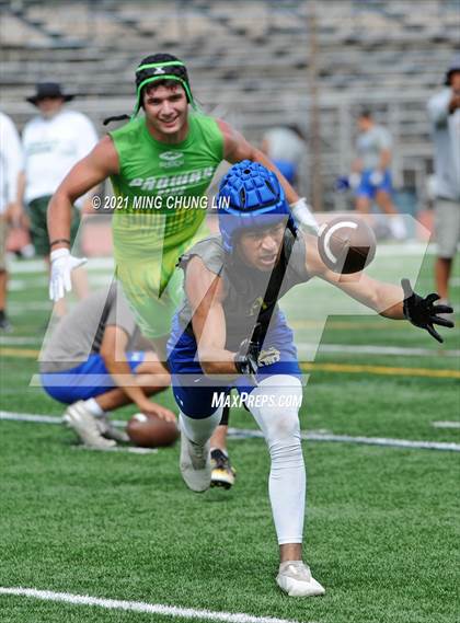 Thumbnail 1 in South County 26th Passing and Lineman Tournament photogallery.