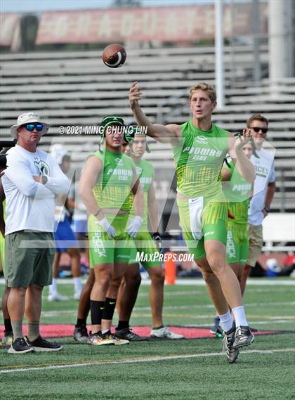 Thumbnail 2 in South County 26th Passing and Lineman Tournament photogallery.