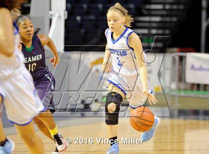 Thumbnail 2 in Beamer vs Curtis (4A SPSL Tournament) photogallery.