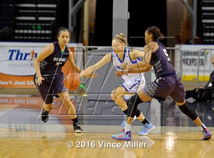 Thumbnail 2 in Beamer vs Curtis (4A SPSL Tournament) photogallery.