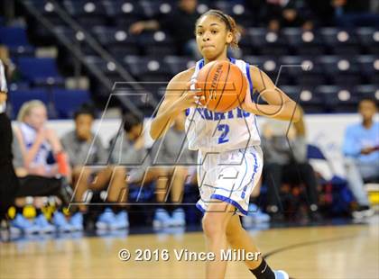 Thumbnail 1 in Beamer vs Curtis (4A SPSL Tournament) photogallery.