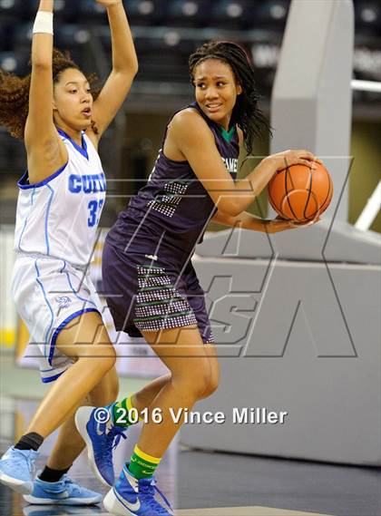 Thumbnail 2 in Beamer vs Curtis (4A SPSL Tournament) photogallery.